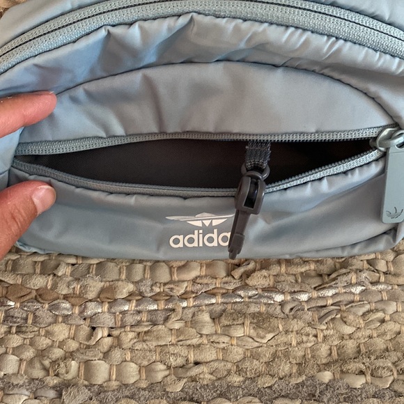 Sold! Adidas hip fanny sling belt bag - Picture 5 of 9